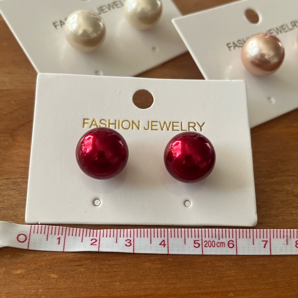 Set of 3. Multi-coloured faux pearl earrings. Brand new. - Picture 6 of 6